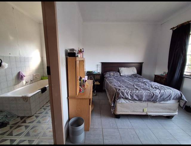 3 BEDROOM HOUSE FOR SALE IN BIRCHLEIGH NORTH